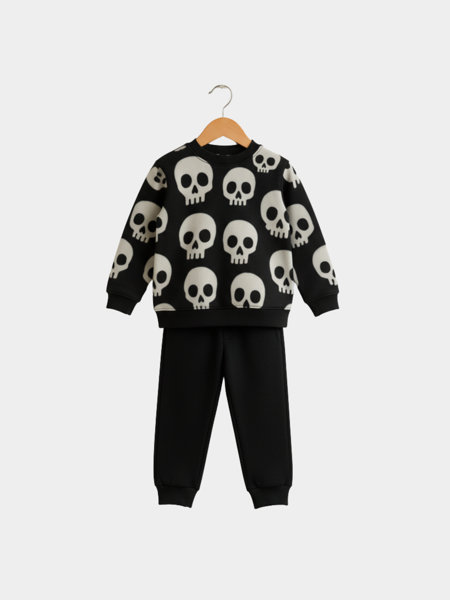 Cool Skulls Pattern Sweatshirt & Joggers Set